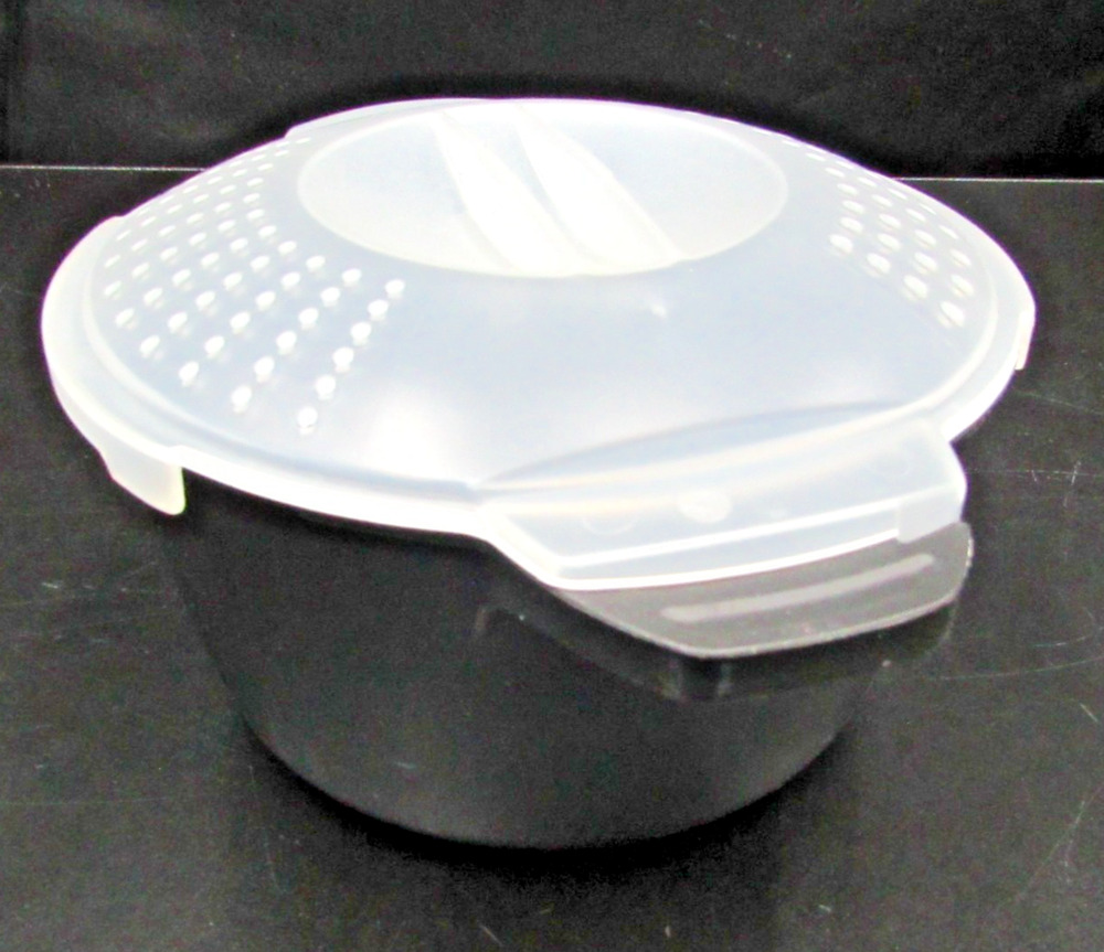 Pampered Chef 4 cup Rice and Veggie Steamer 3.5 x 8 inches